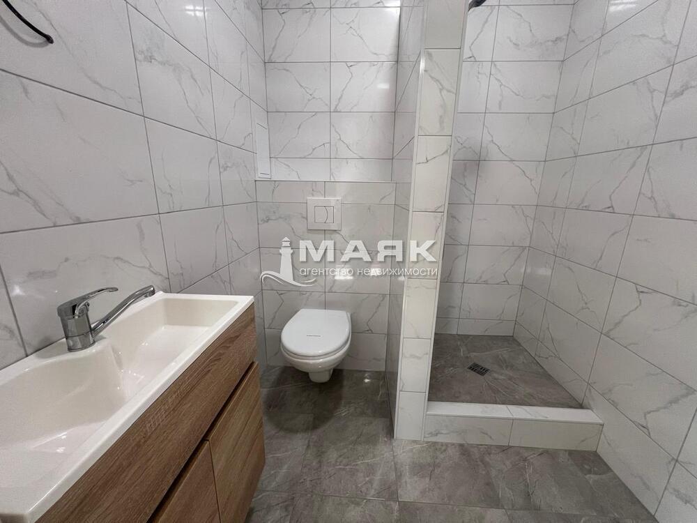 1-к. квартира 37 кв.м, 13/13