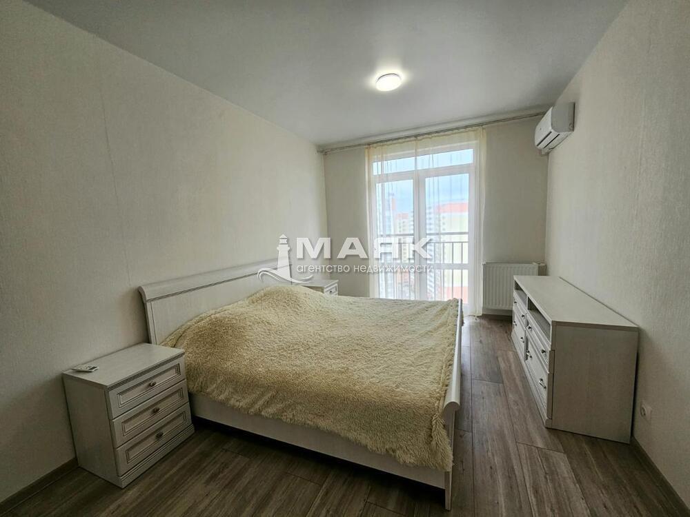 3-к. квартира 87.73 кв.м, 8/18