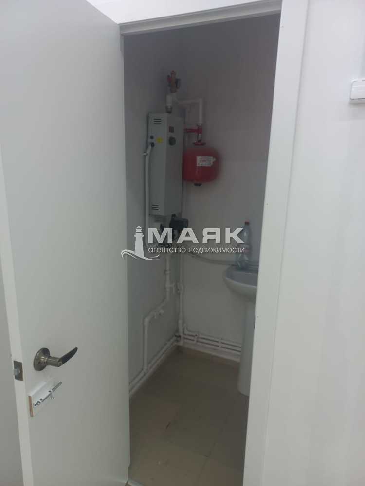 Помещение свободного назначения 240 кв.м