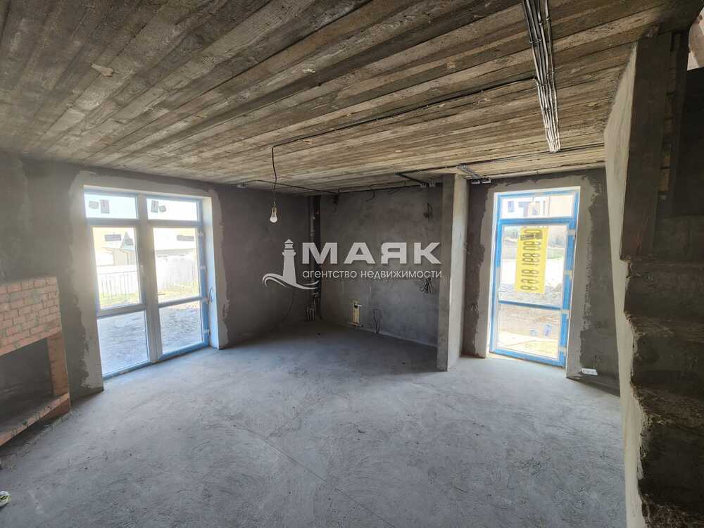 Дом 142.9 кв.м на участке 4.3 сот