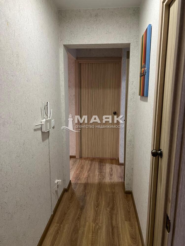 2-к. квартира 65 кв.м, 4/16