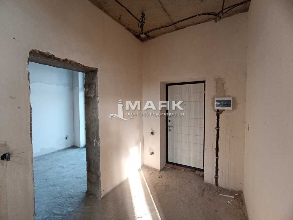 Дом 192 кв.м на участке 4.7 сот