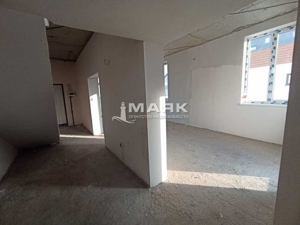 Дом 192 кв.м на участке 4.7 сот