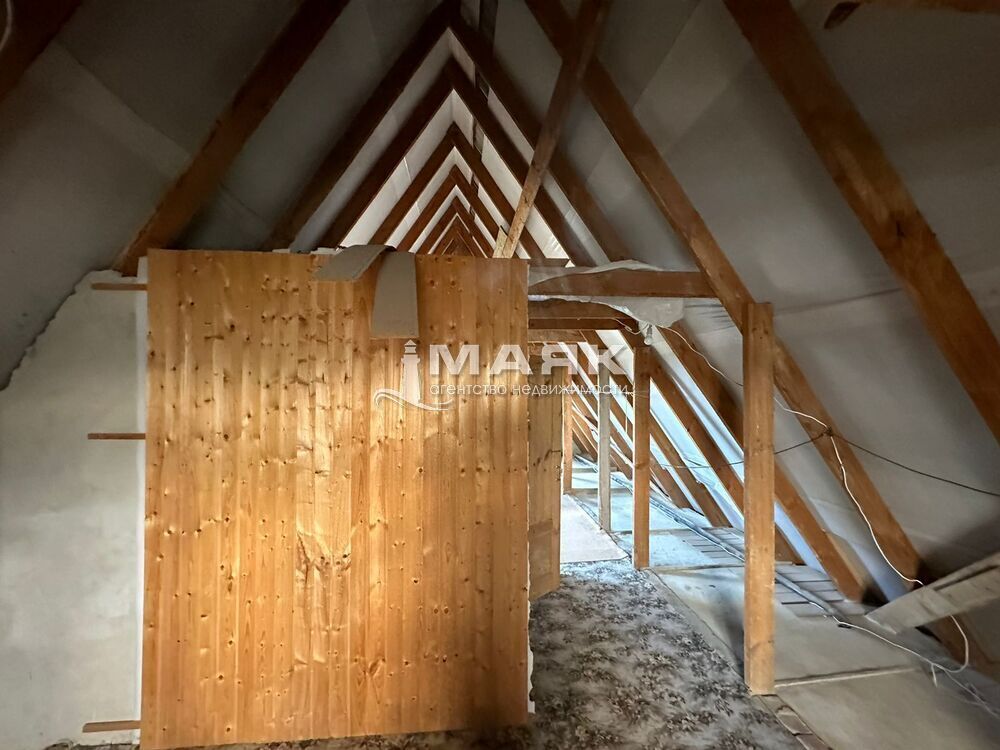 Дом 173 кв.м на участке 20 сот