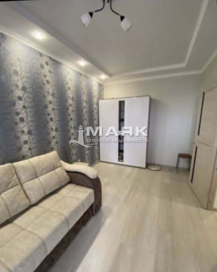 1-к. квартира 36 кв.м, 1/20