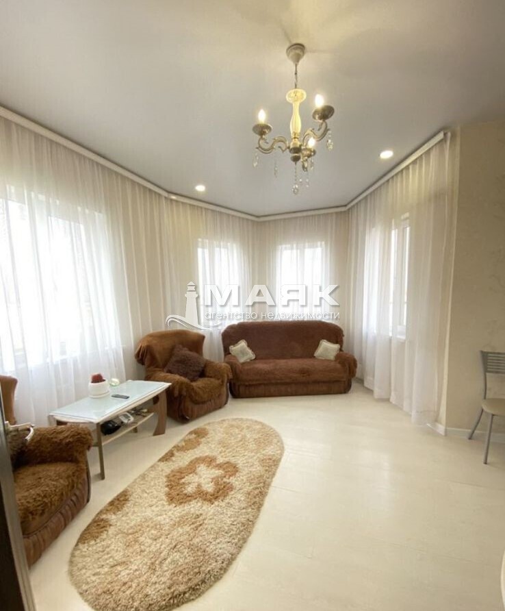 Дом 83 кв.м на участке 7 сот