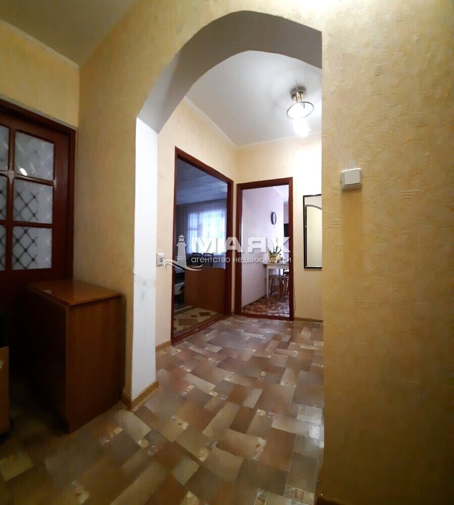 2-к. квартира 55.3 кв.м, 2/10