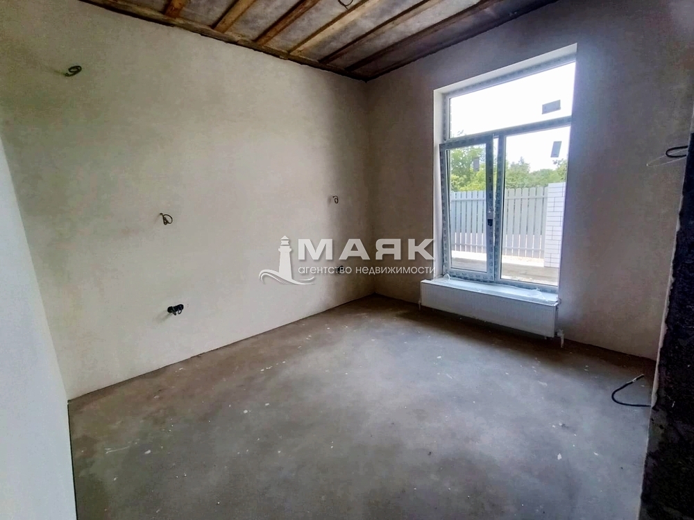 Дом 90 кв.м на участке 4 сот