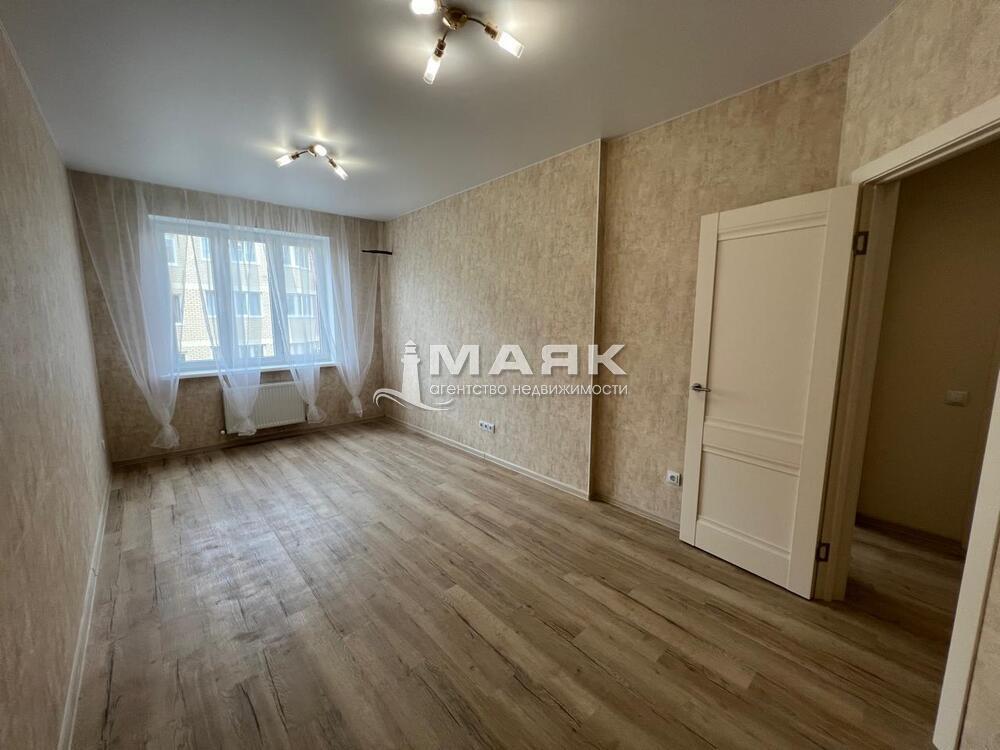 1-к. квартира 40 кв.м, 12/13