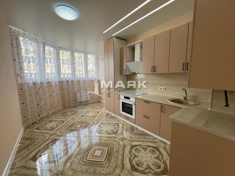 1-к. квартира 48 кв.м, 11/13