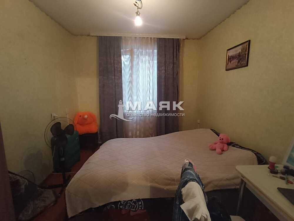 4-к. квартира 80.8 кв.м, 1/5