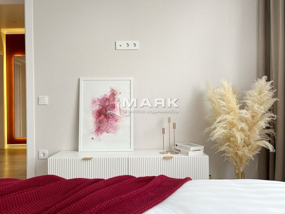 2-к. квартира 55 кв.м, 8/9