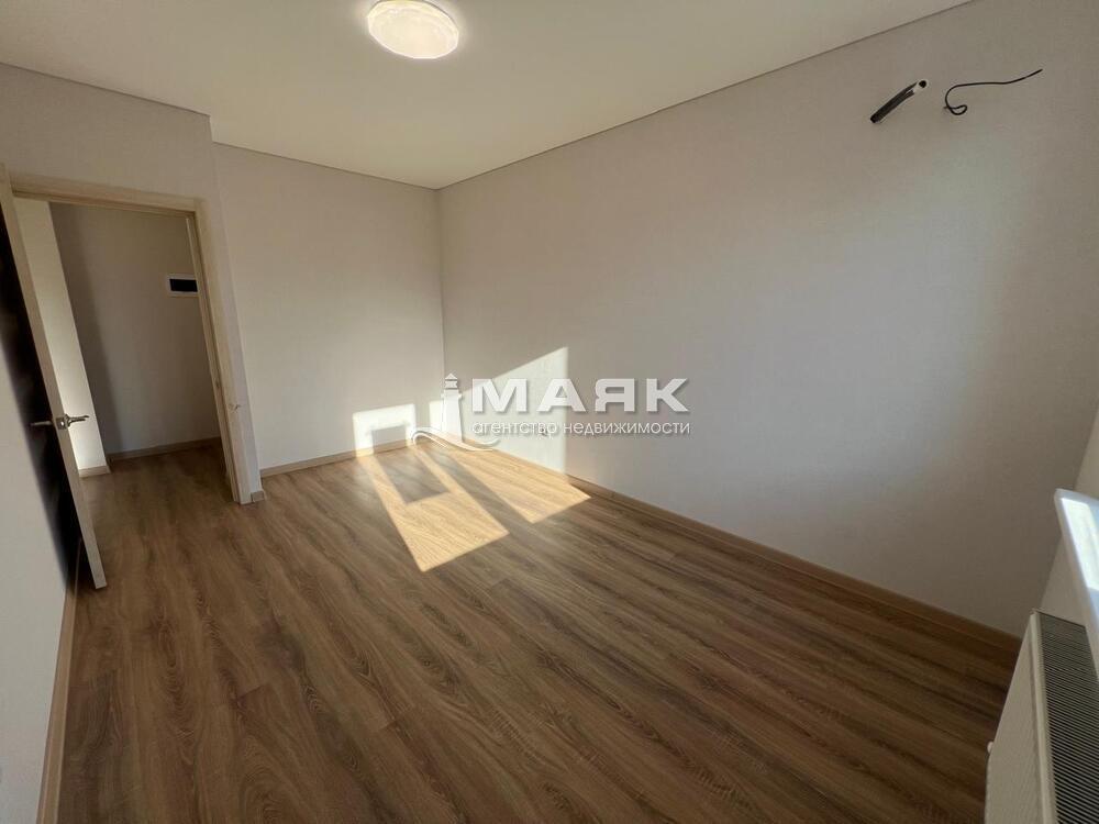 1-к. квартира 37 кв.м, 13/13