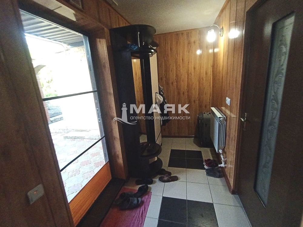 Дом 150 кв.м на участке 8 сот