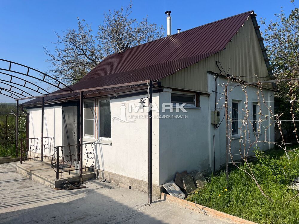 Дом 40 кв.м на участке 15 сот