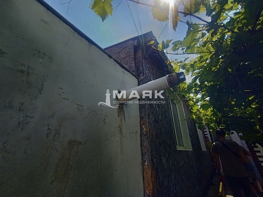 Дом 100 кв.м на участке 5 сот