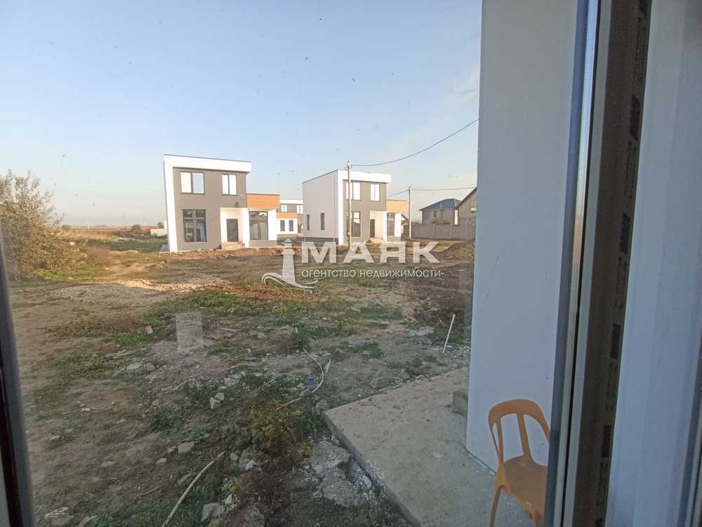 Дом 192 кв.м на участке 4.7 сот