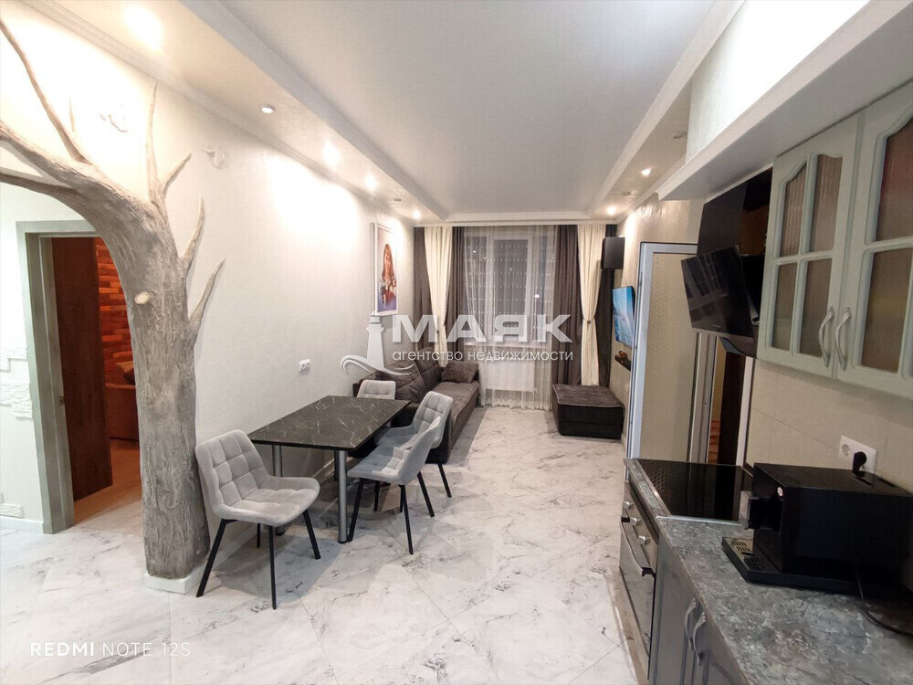 2-к. квартира 63.5 кв.м, 8/16