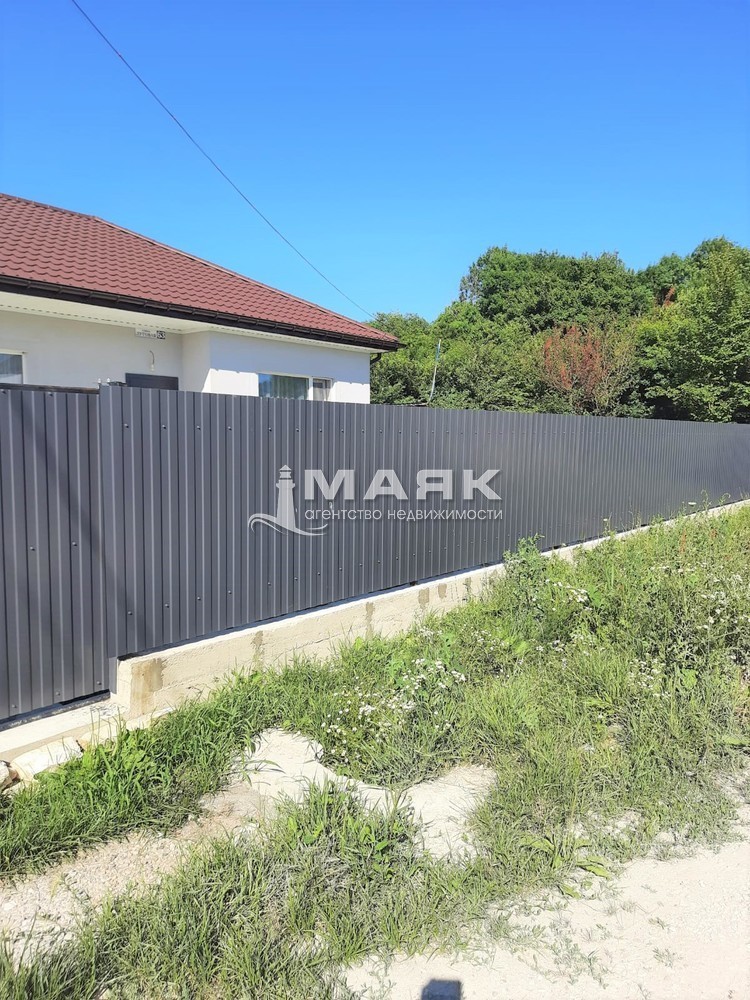 Дом 72.4 кв.м на участке 6.4 сот