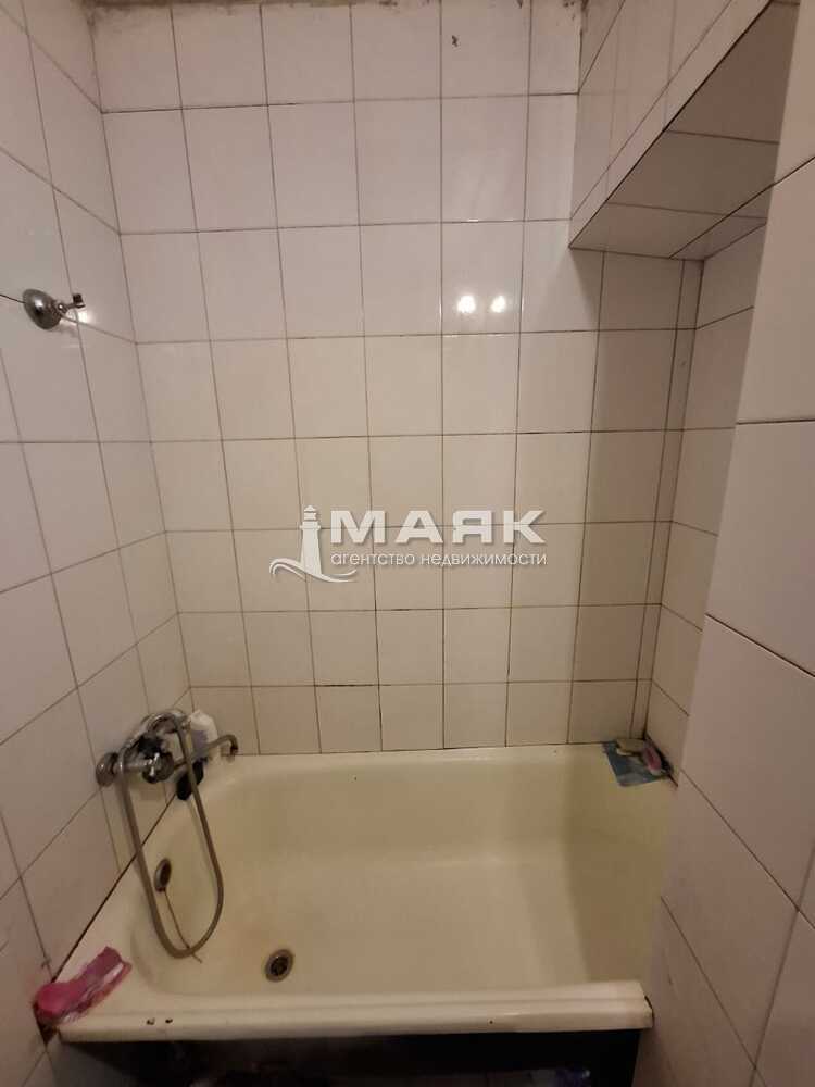 3-к. квартира 49.8 кв.м, 2/2