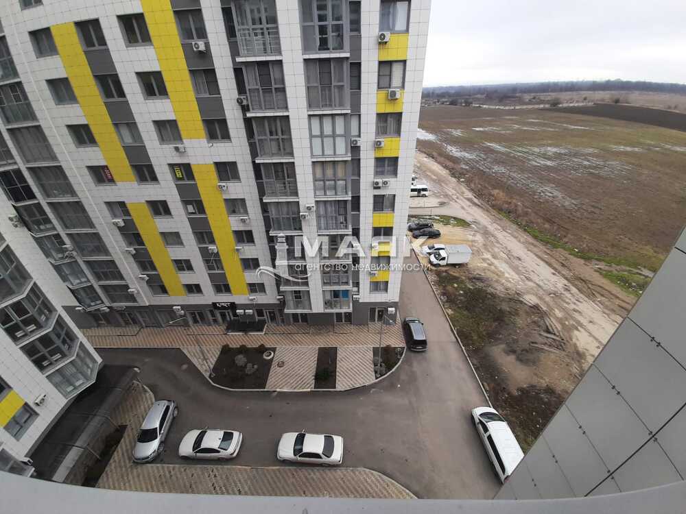 1-к. квартира 42 кв.м, 8/14