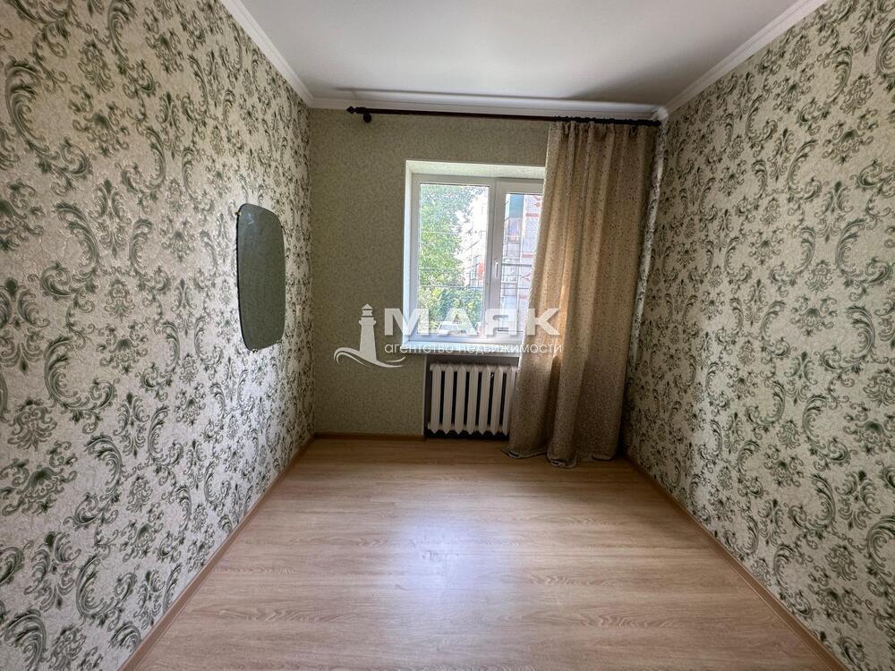 3-к. квартира 43.7 кв.м, 2/2