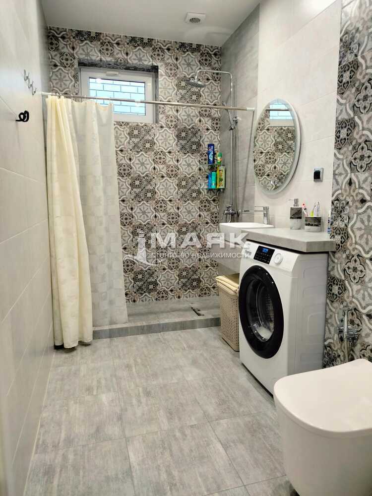 Дом 88.1 кв.м на участке 4.4 сот