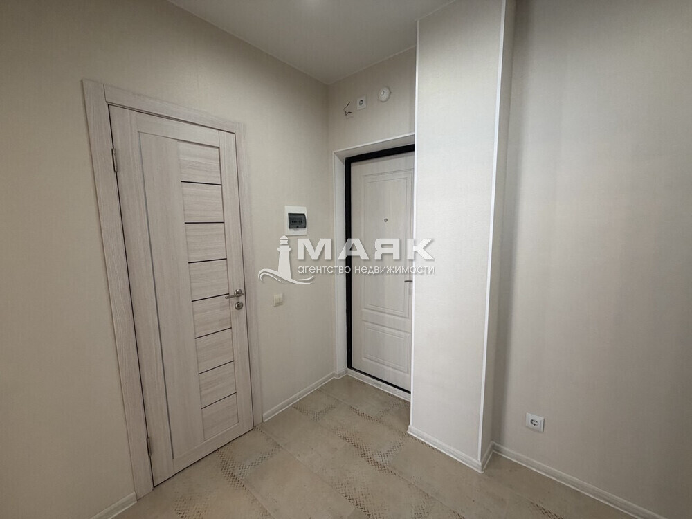 1-к. квартира 38 кв.м, 4/10