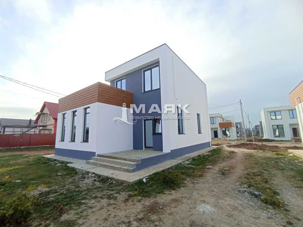 Дом 192 кв.м на участке 4.7 сот