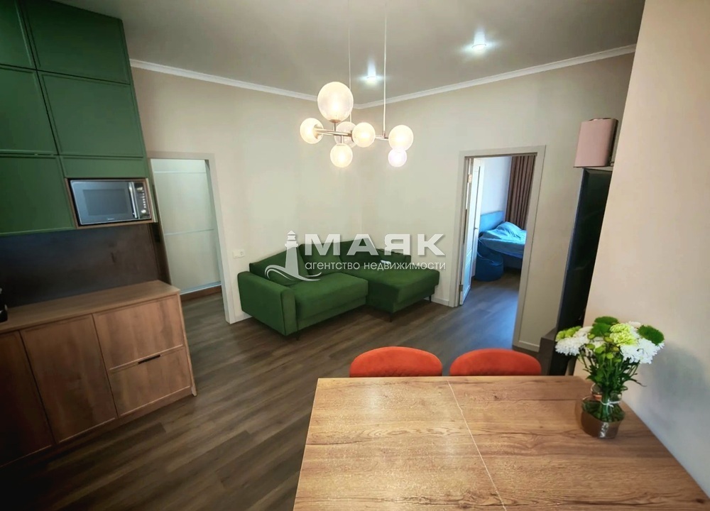 2-к. квартира 61 кв.м, 6/15