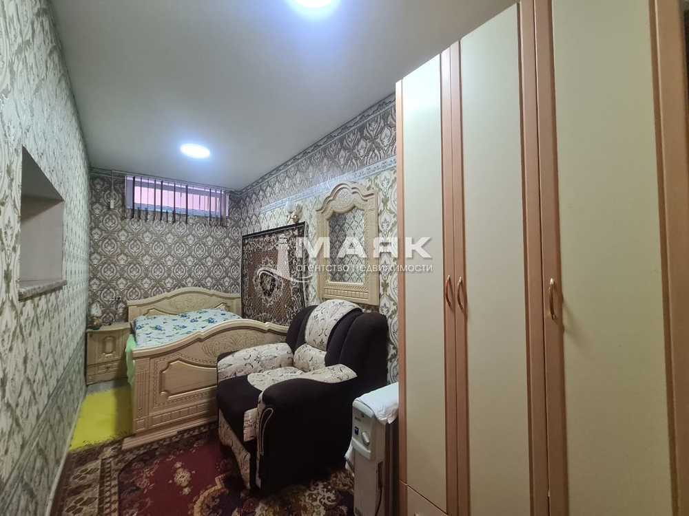 2-к. квартира 46 кв.м, цоколь/5