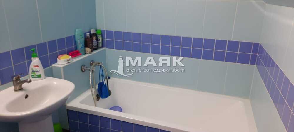 Дом 68.2 кв.м на участке 4.8 сот