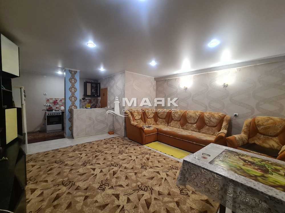 2-к. квартира 46 кв.м, цоколь/5