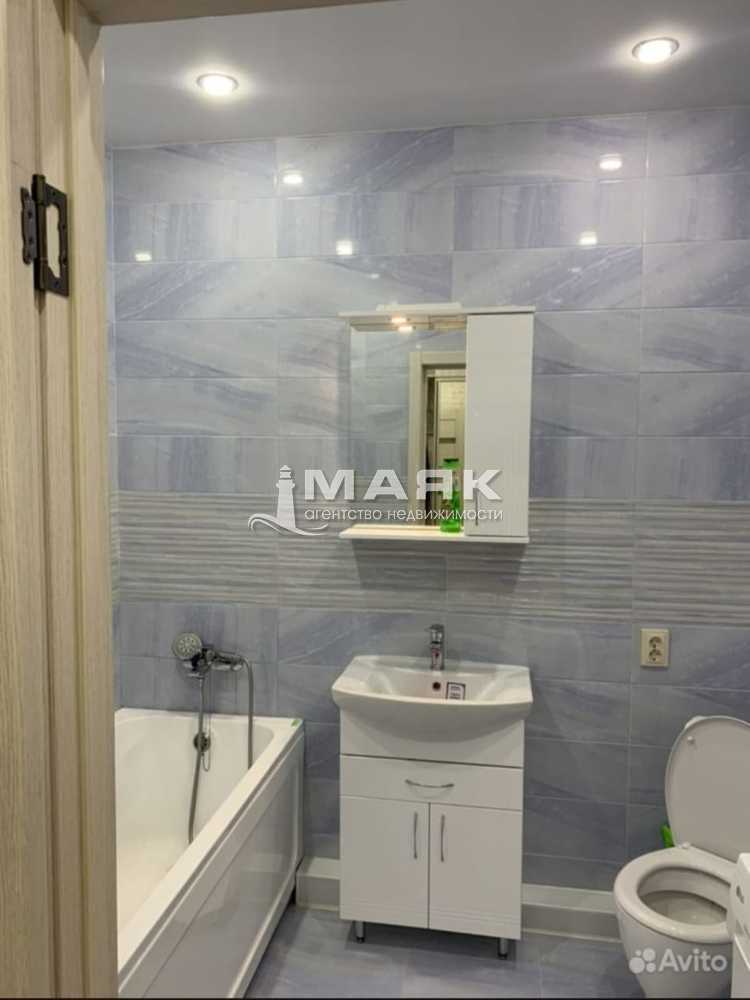 1-к. квартира 44 кв.м, 3/8