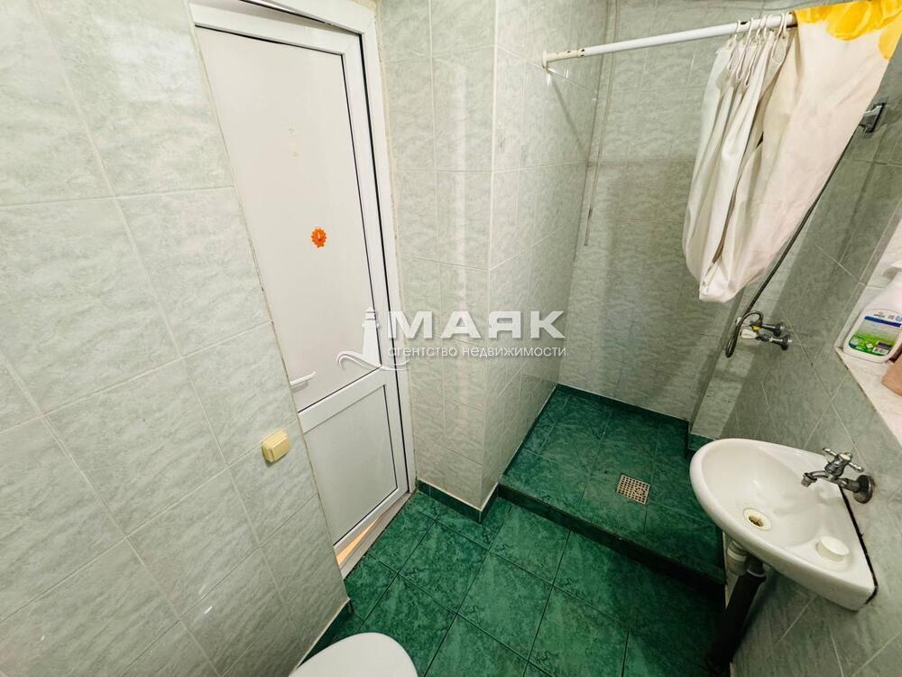 Студия 16 кв.м, 1/4