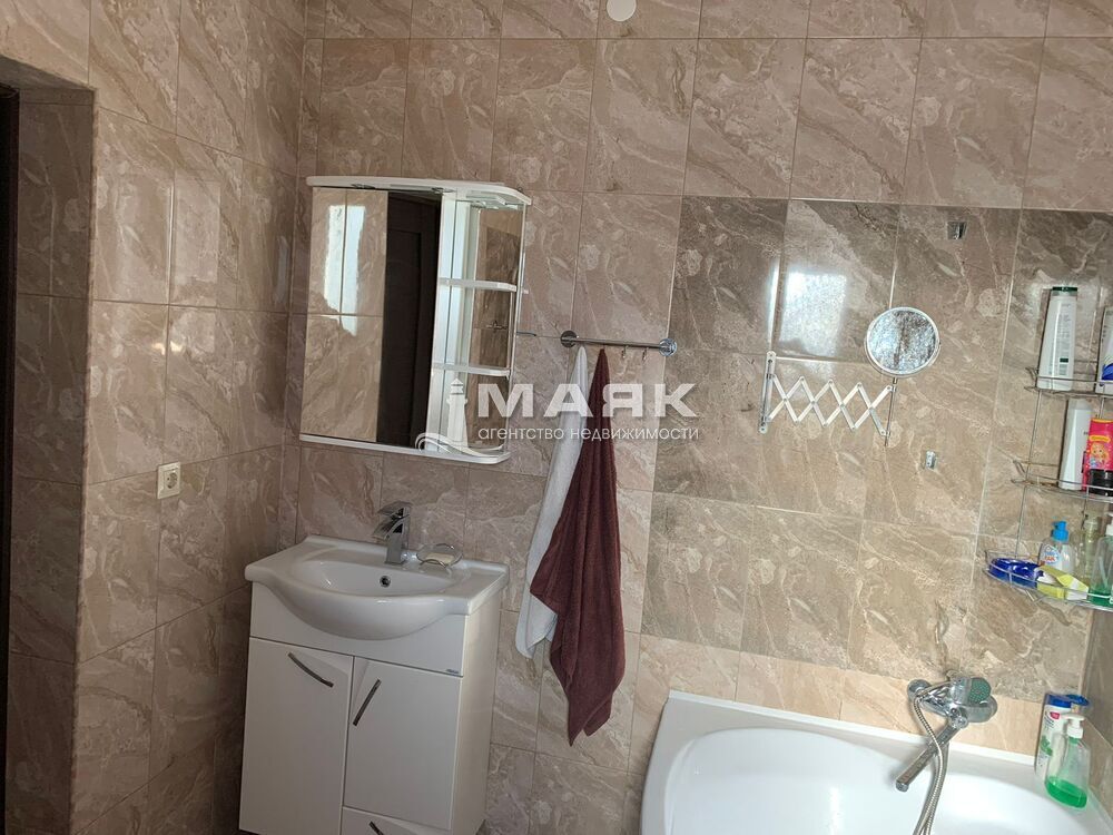 Дом 142.6 кв.м на участке 6 сот