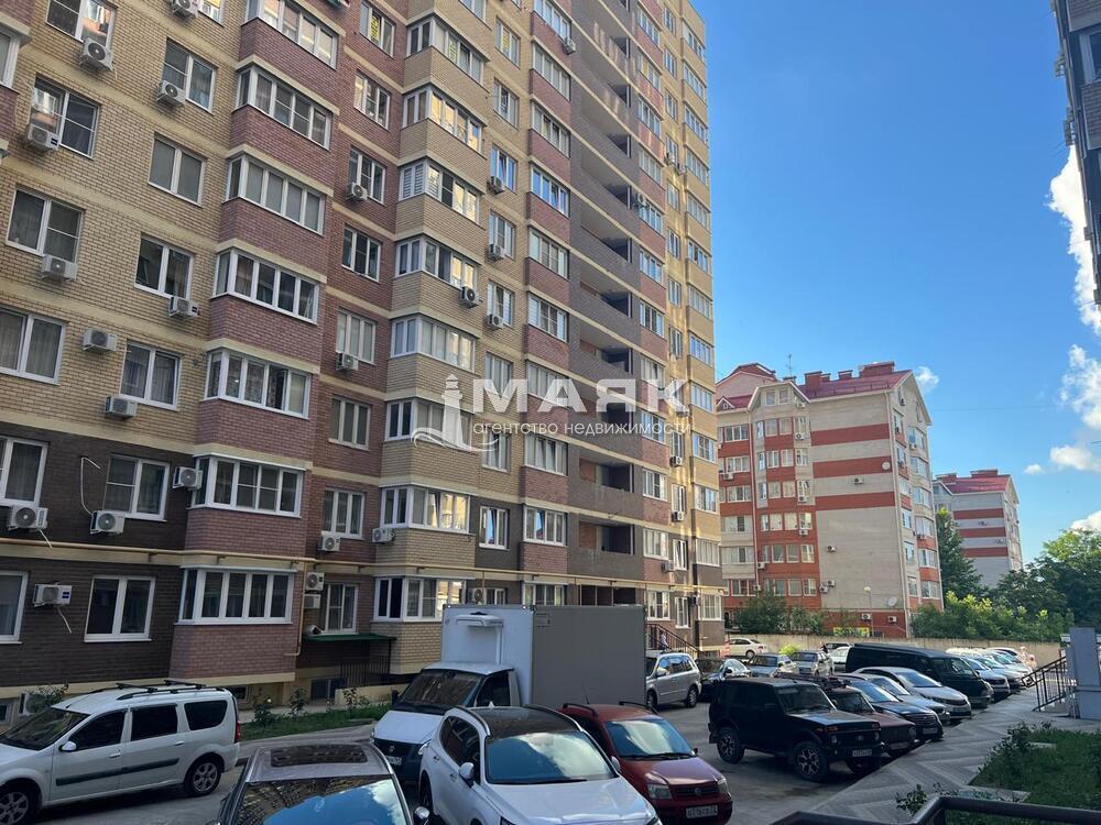 1-к. квартира 37 кв.м, 13/13