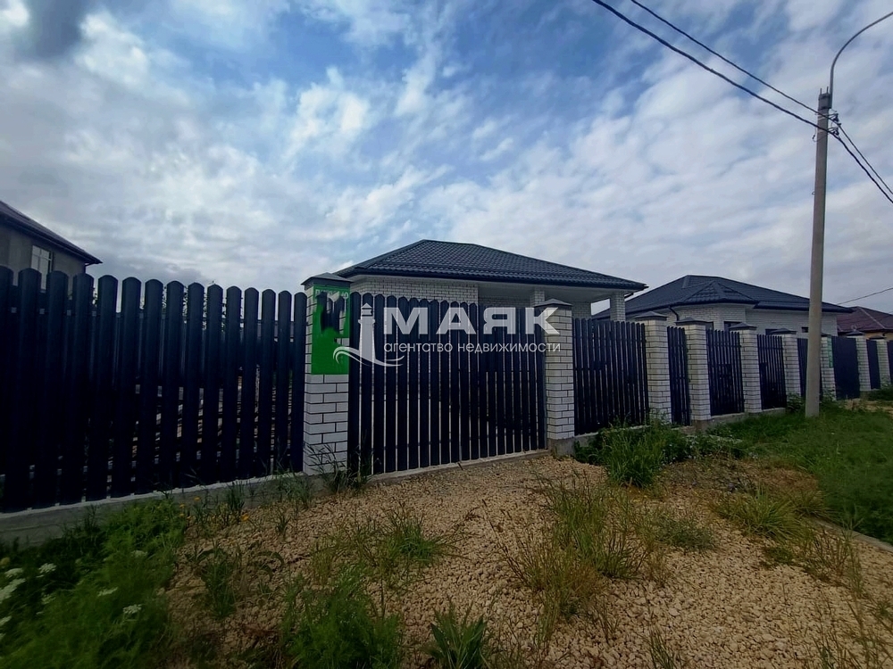 Дом 80 кв.м на участке 3.2 сот