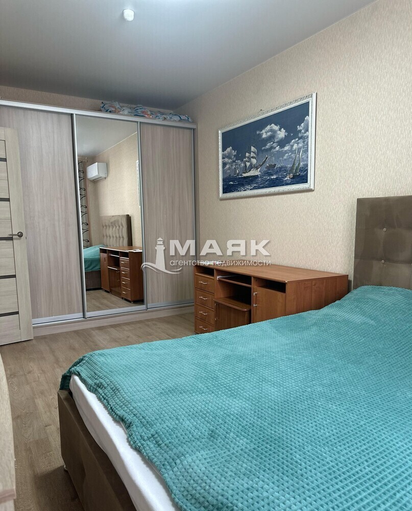 1-к. квартира 37 кв.м, 2/4