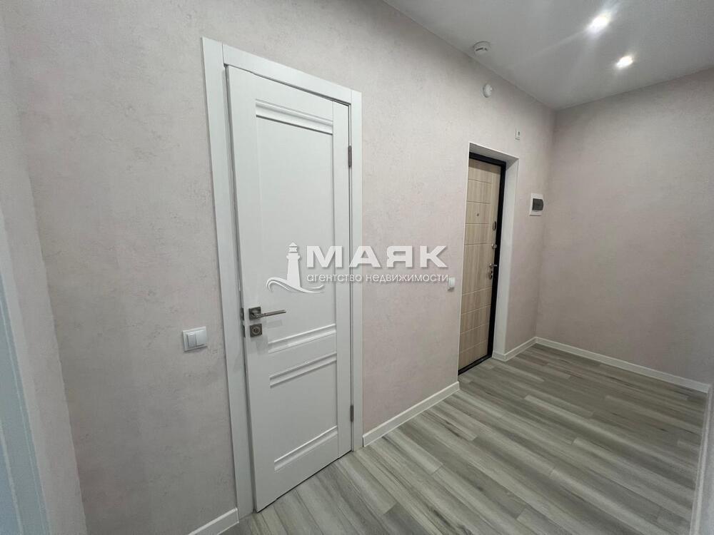 1-к. квартира 39 кв.м, 8/11