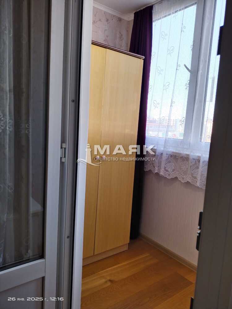 2-к. квартира 66 кв.м, 4/17