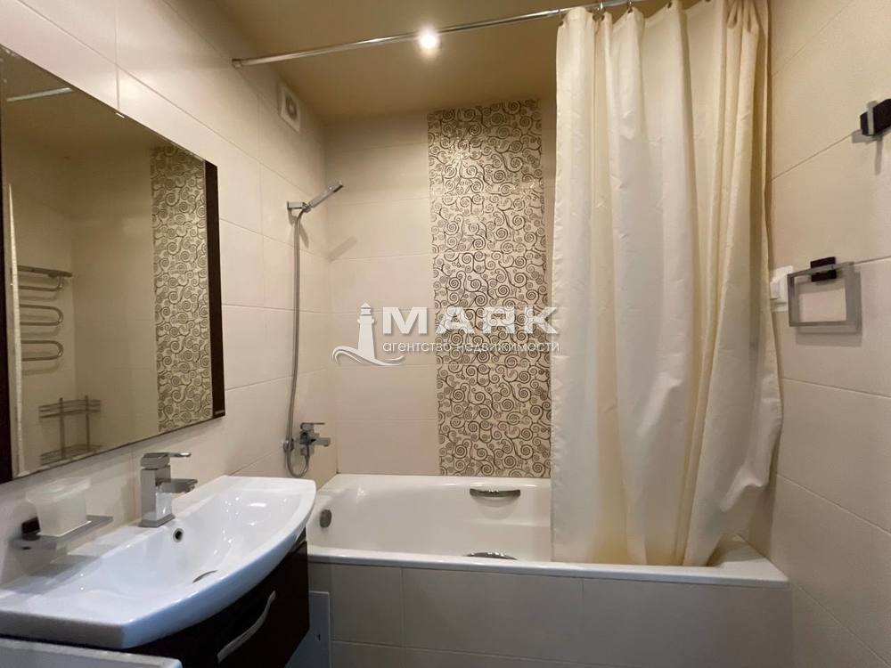 1-к. квартира 41.5 кв.м, 1/7