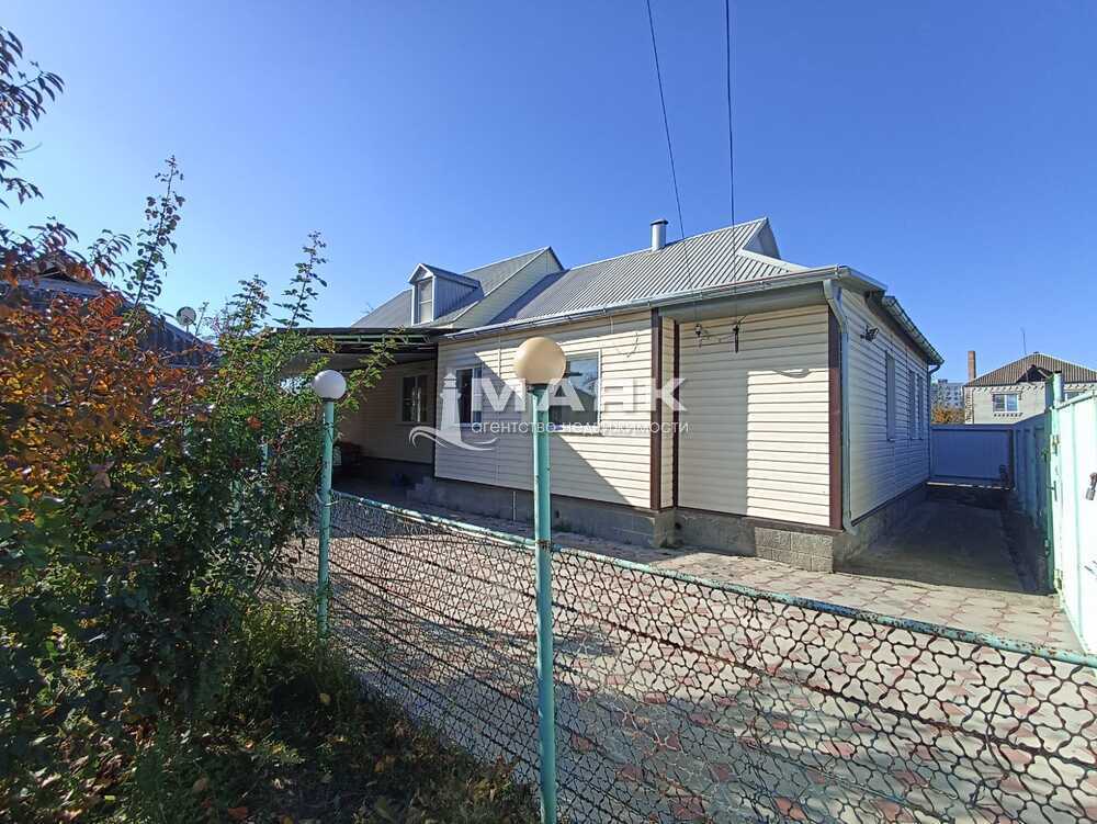 Дом 133.8 кв.м на участке 5.4 сот