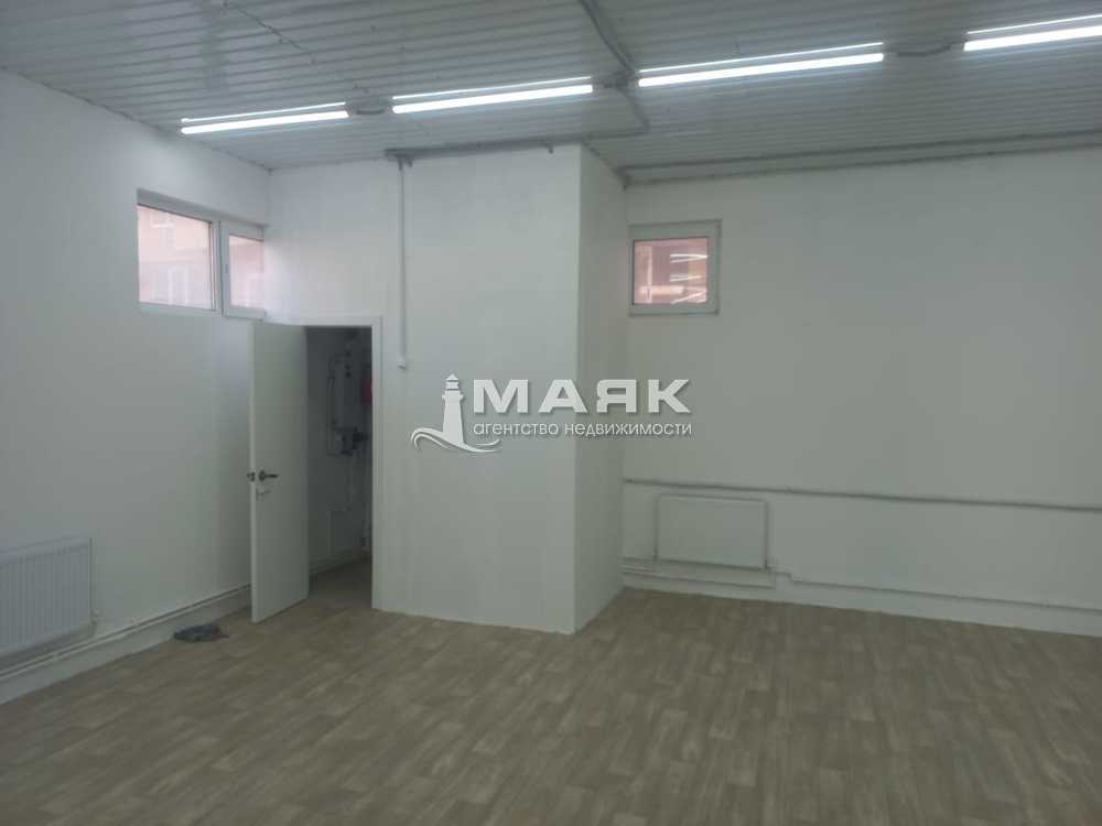Помещение свободного назначения 240 кв.м