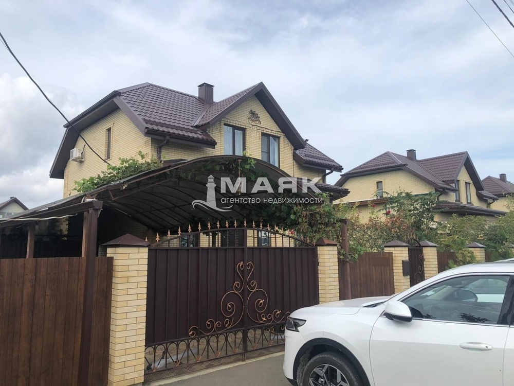 Дом 123.2 кв.м на участке 6.86 сот