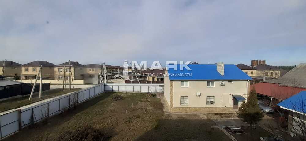 Дом 485.4 кв.м на участке 9.5 сот