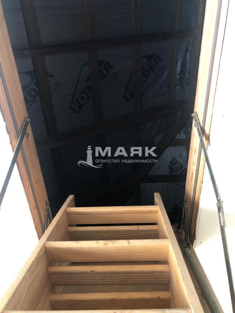 Дом 206 кв.м на участке 17 сот