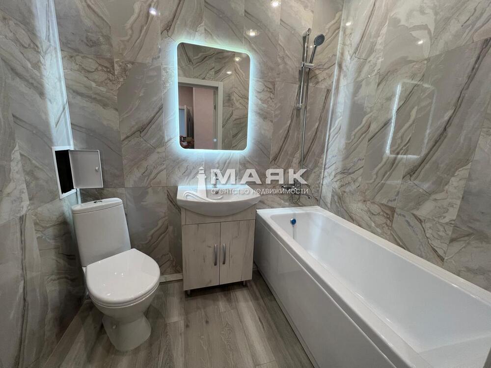 1-к. квартира 39 кв.м, 8/11