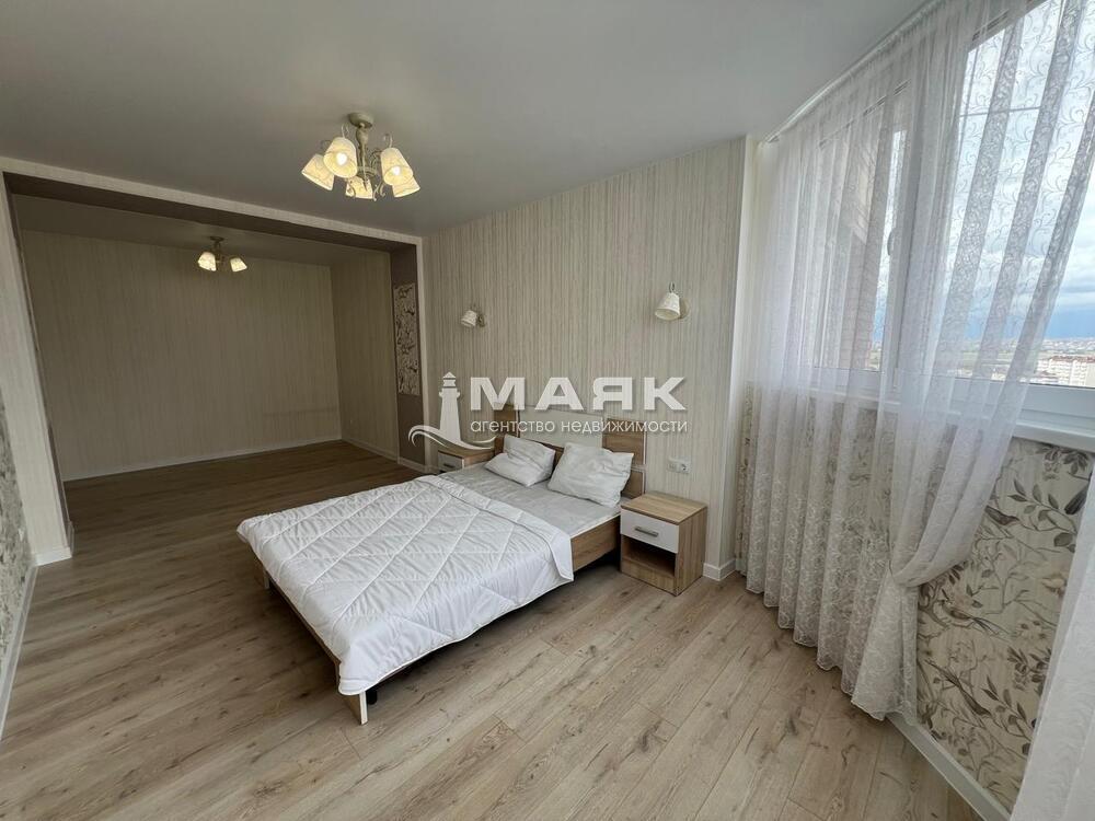 1-к. квартира 48 кв.м, 11/13