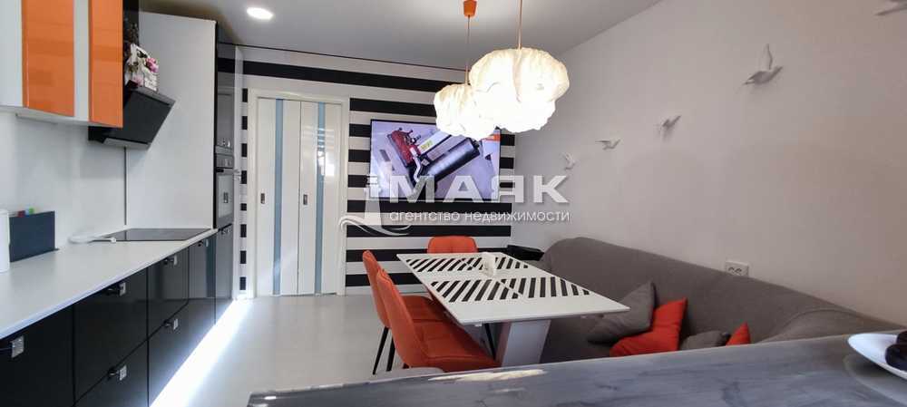 3-к. квартира 58 кв.м, 1/5